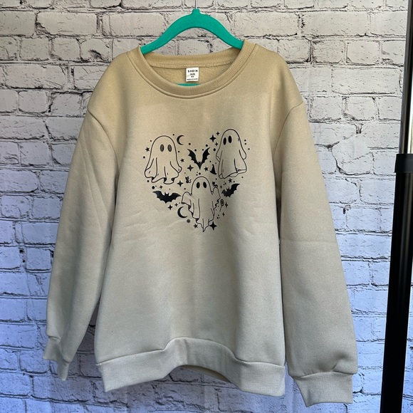Tween Girl Halloween Cute Ghost Printed Sweatshirt - Picture 7 of 7